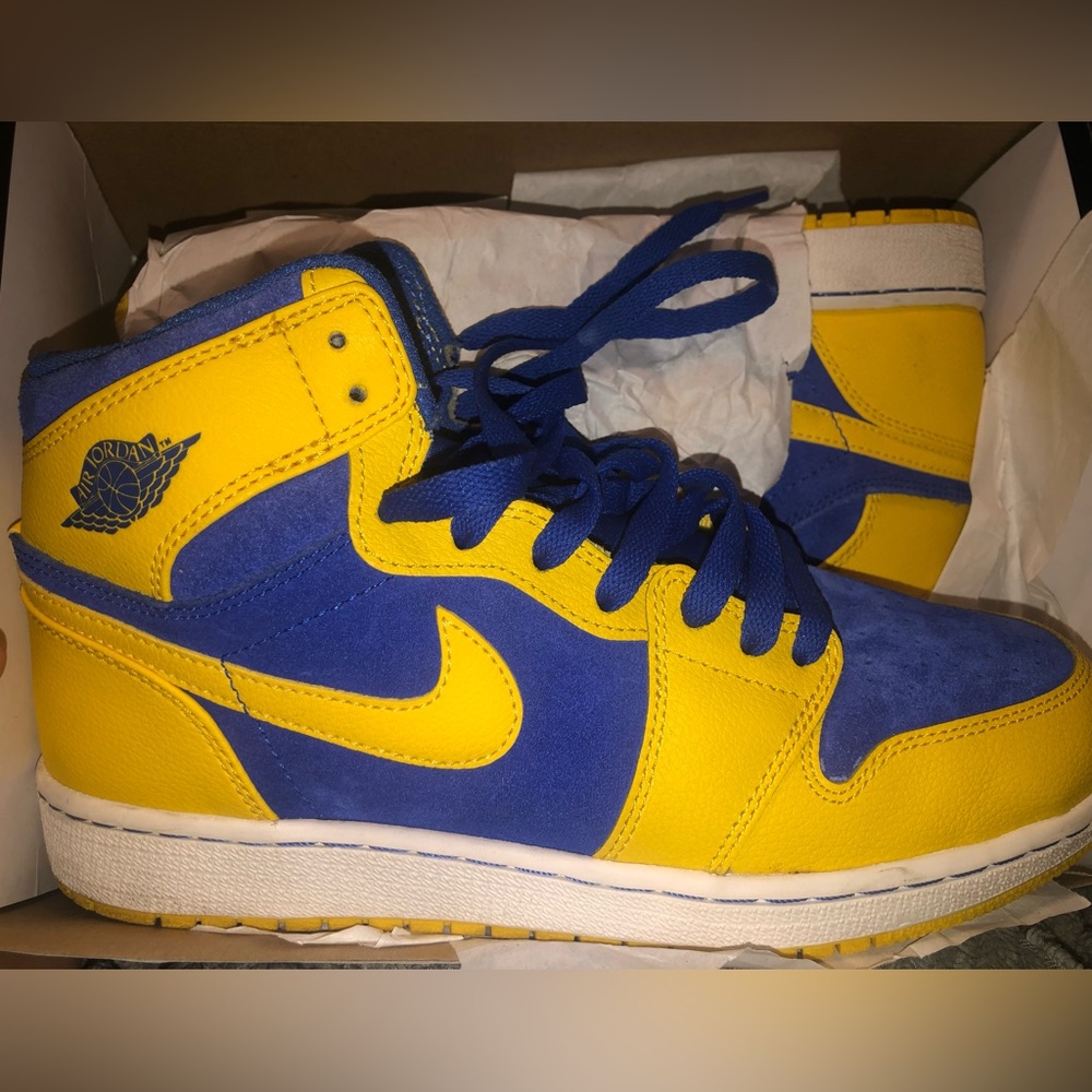Jordan 1 Laney size 6.5Y